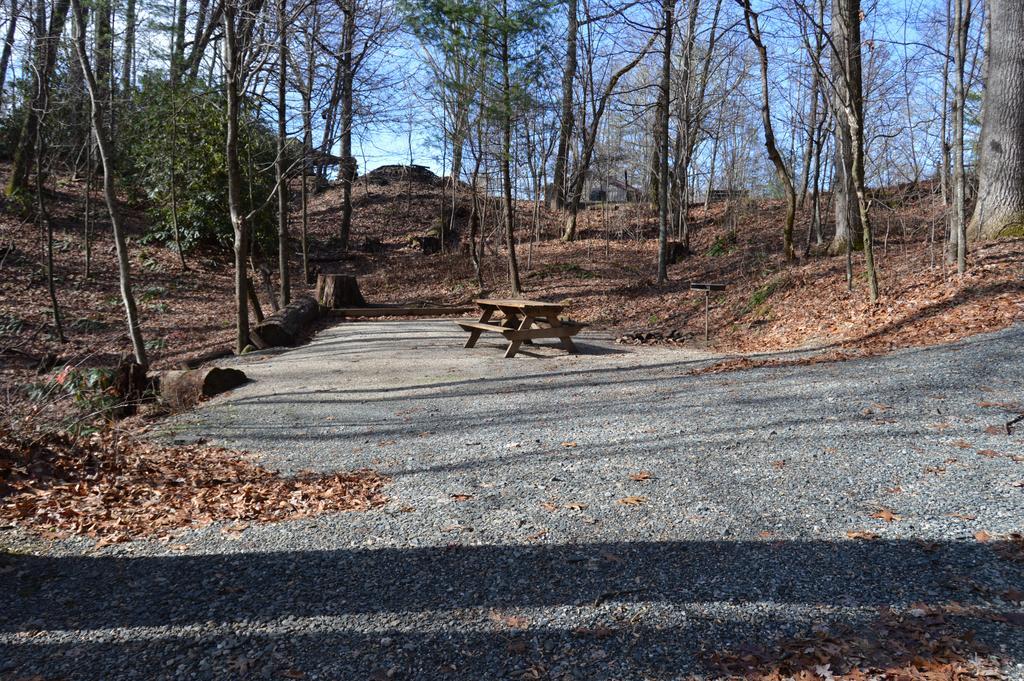 Linville Falls Campground, Rv Park, And Cabins المظهر الخارجي الصورة