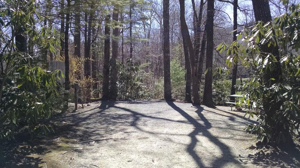 Linville Falls Campground, Rv Park, And Cabins المظهر الخارجي الصورة