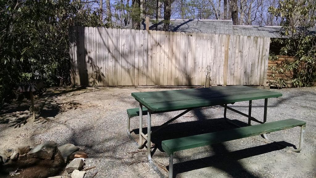 Linville Falls Campground, Rv Park, And Cabins المظهر الخارجي الصورة