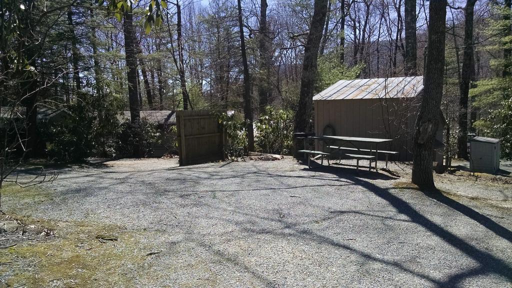 Linville Falls Campground, Rv Park, And Cabins المظهر الخارجي الصورة