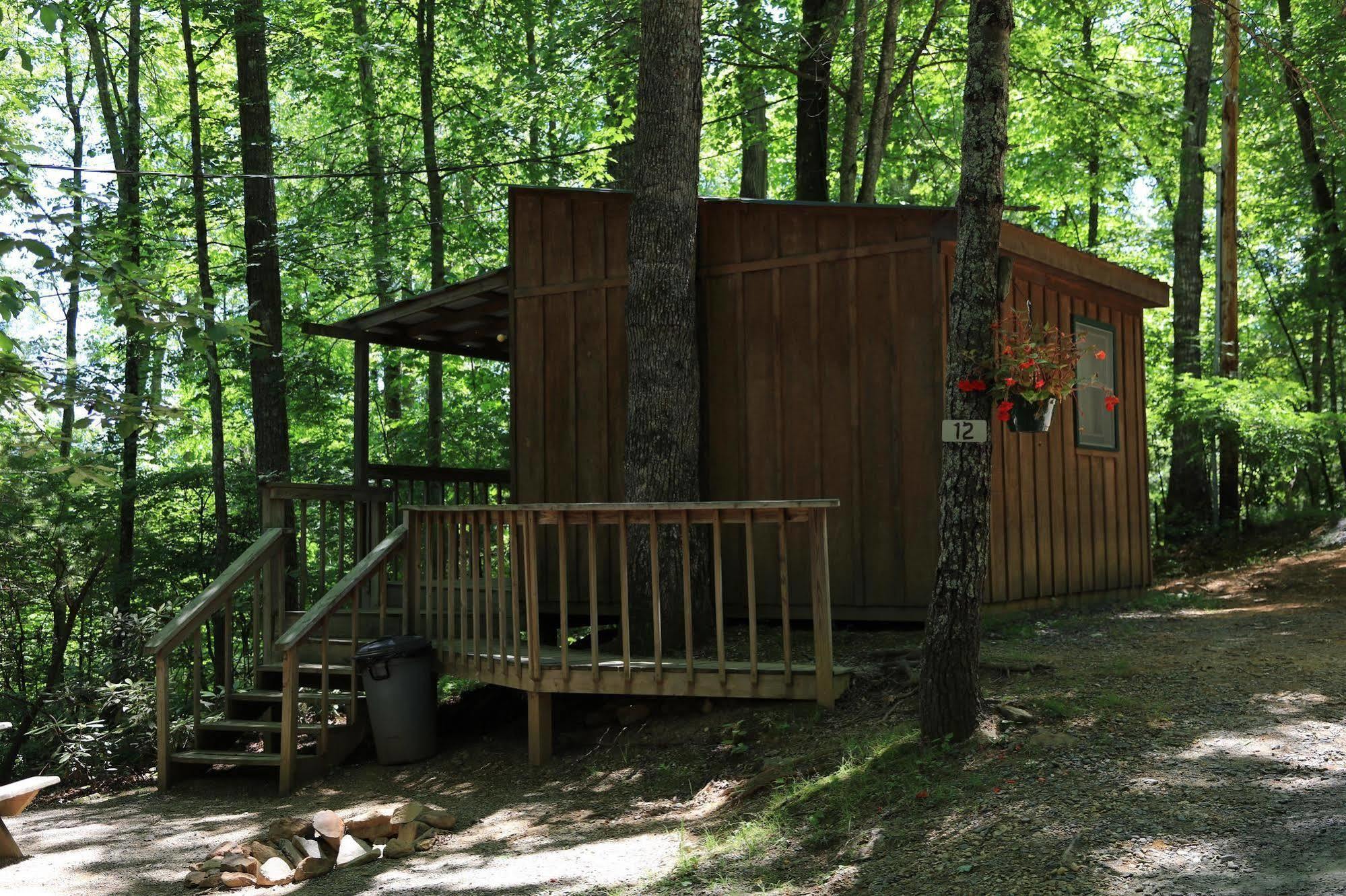 Linville Falls Campground, Rv Park, And Cabins المظهر الخارجي الصورة