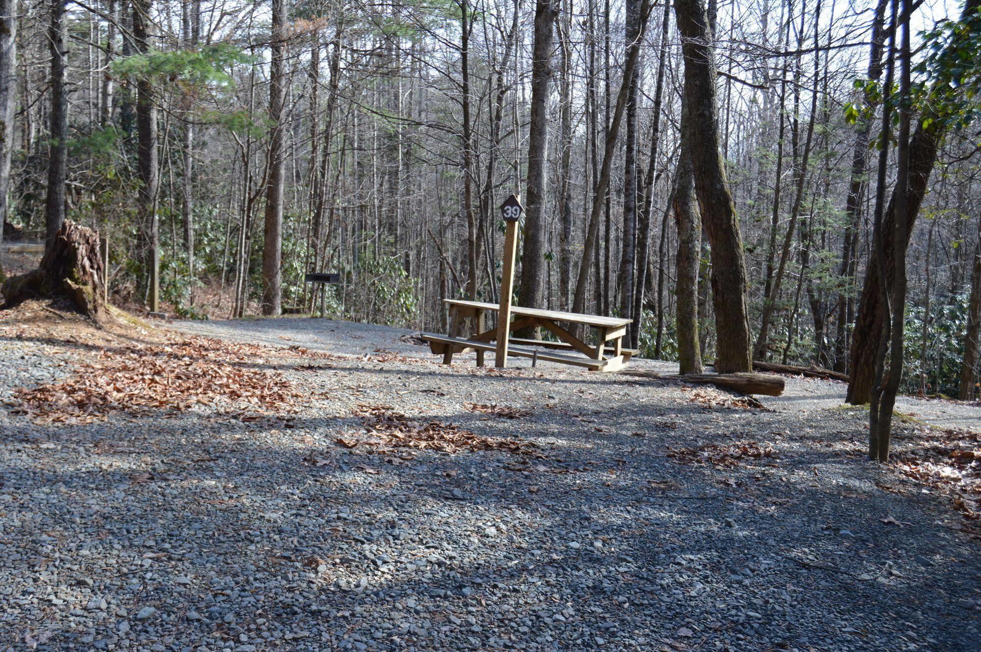 Linville Falls Campground, Rv Park, And Cabins المظهر الخارجي الصورة