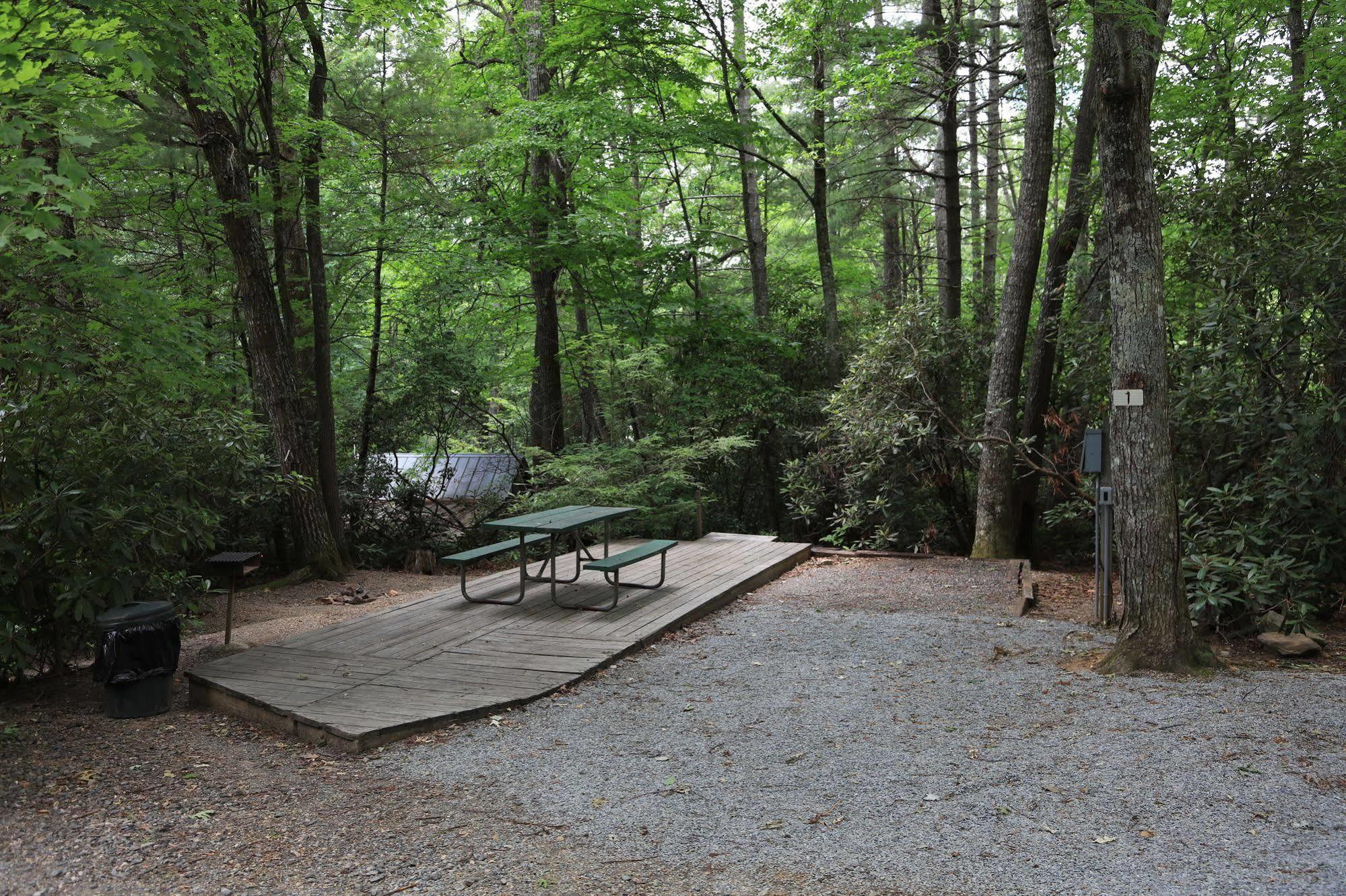 Linville Falls Campground, Rv Park, And Cabins المظهر الخارجي الصورة